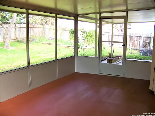 $1,595 | 8111 Hunters Forest Drive, San Antonio, TX 78239