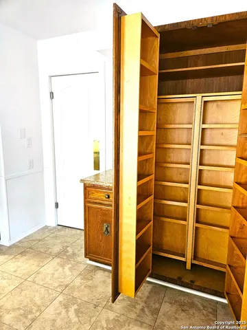 $1,595 | 8111 Hunters Forest Drive, San Antonio, TX 78239