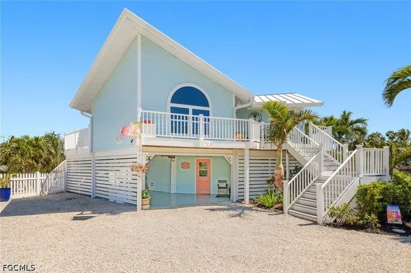 $869,000 | 970 Sand Castle Road, Sanibel, FL 33957