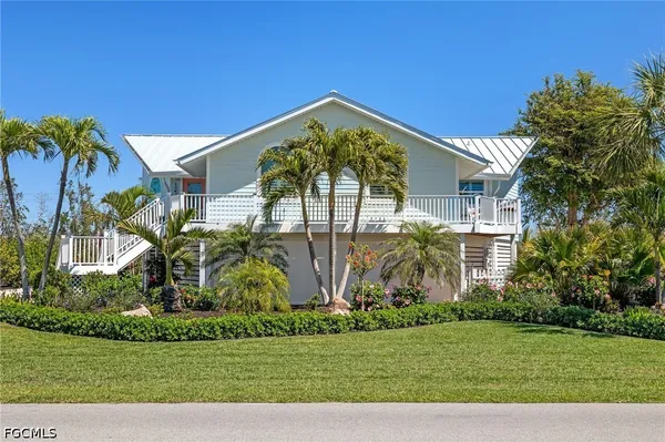$869,000 | 970 Sand Castle Road, Sanibel, FL 33957