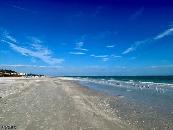 $869,000 | 970 Sand Castle Road, Sanibel, FL 33957