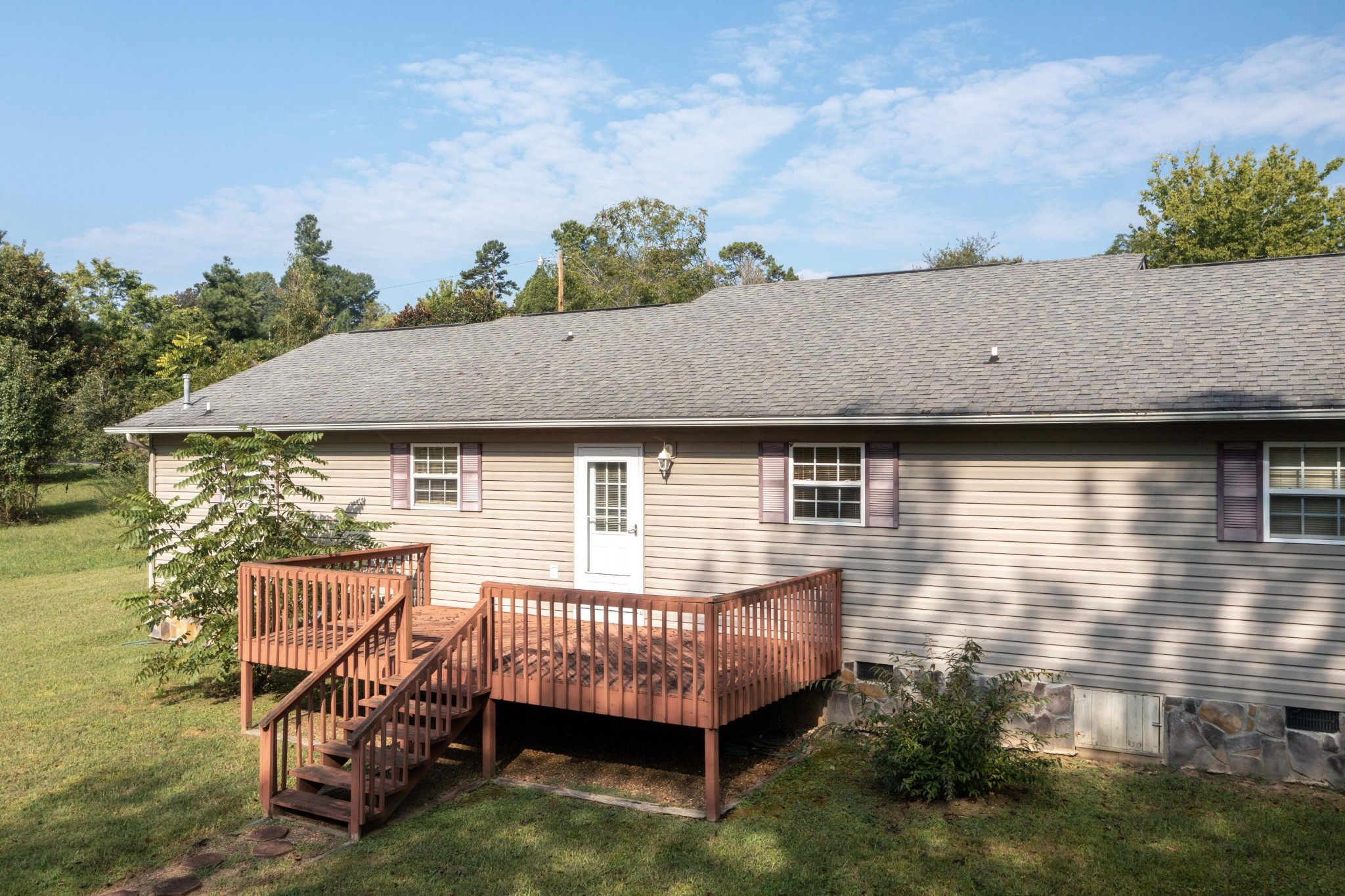 201 Broyles Road Spring City, TN 37381 - Photo 28 of 34 a view of terrace with seating space