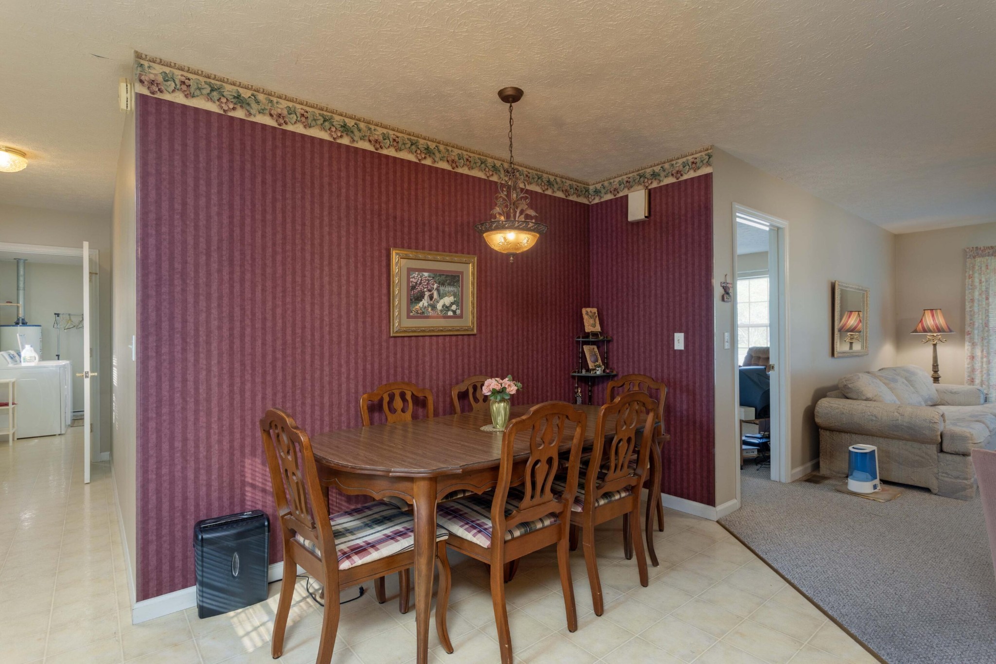 201 Broyles Road Spring City, TN 37381 - Photo 10 of 34 a dining room with furniture and window