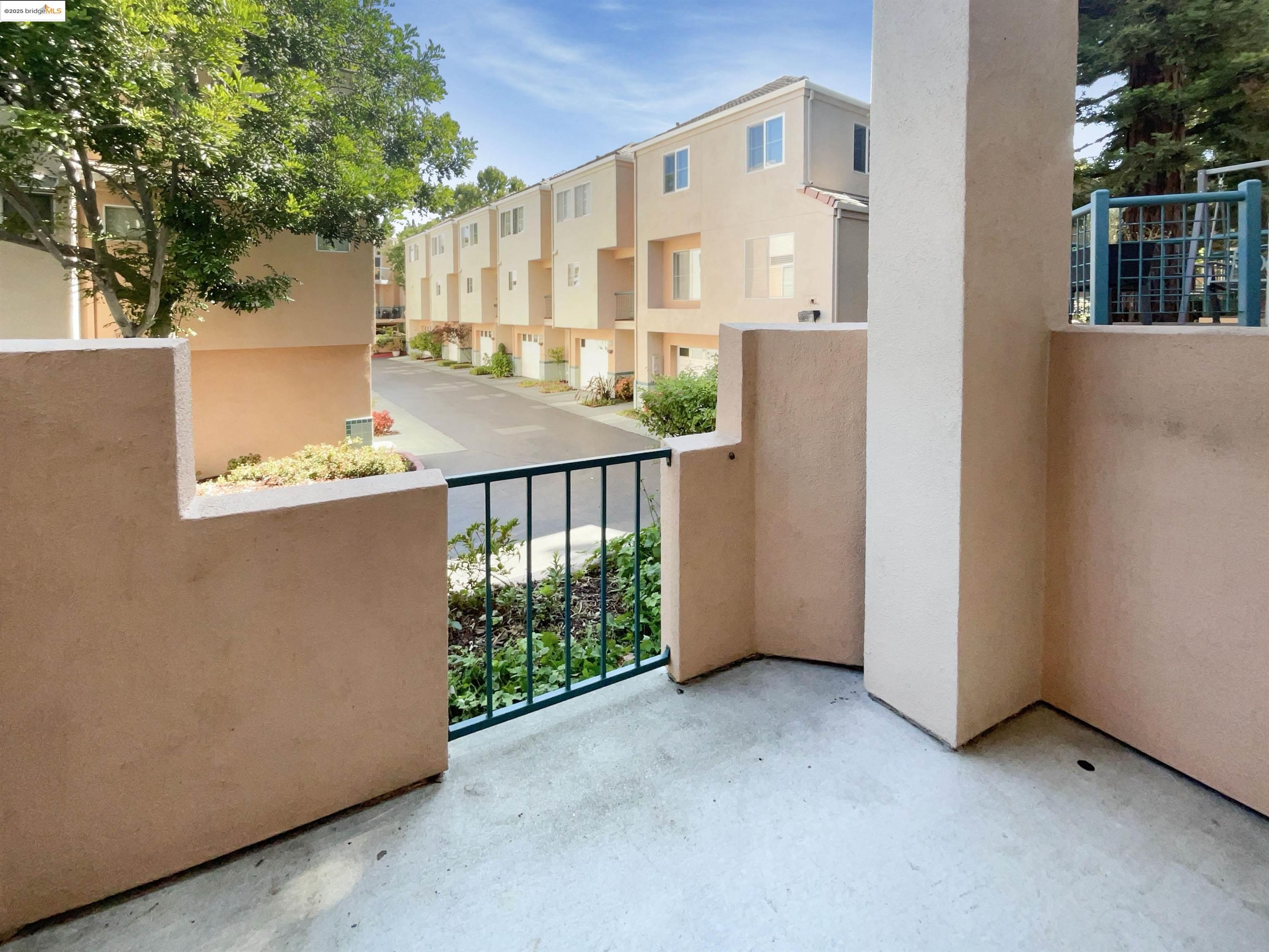 991 Asilomar Terrace, Unit 1 Sunnyvale, CA 94086 - Photo 9 of 20 View of balcony