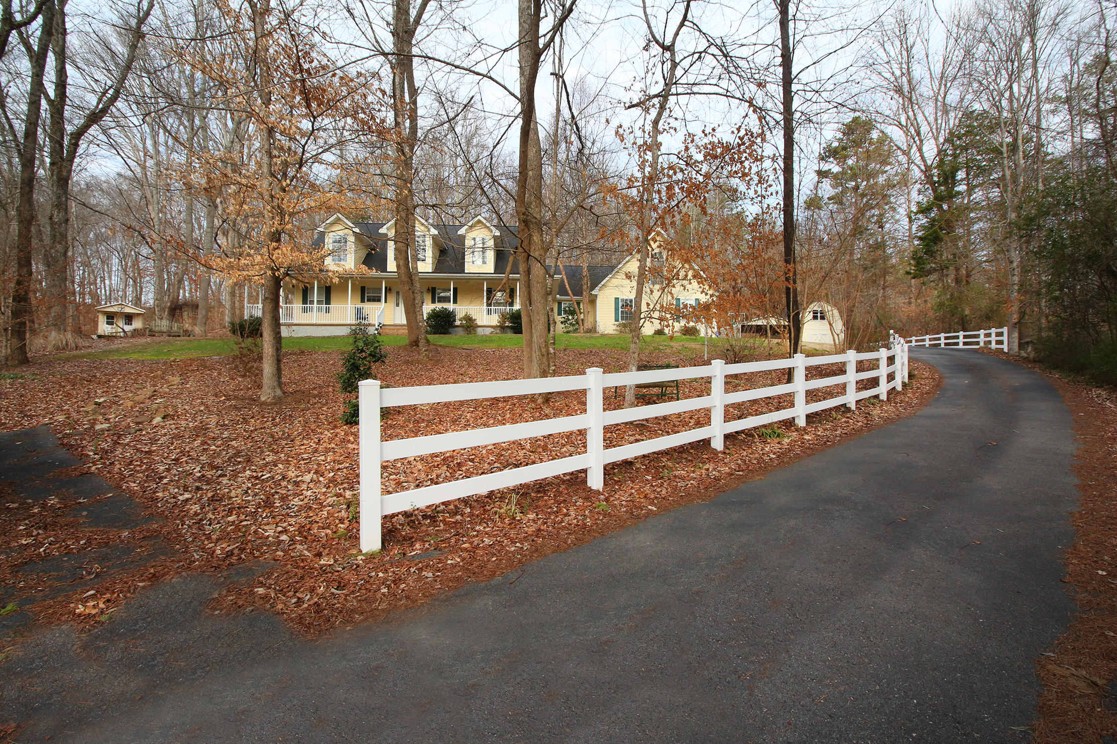 2953 Miller Road Powell, TN 37849 - Photo 5 of 40 IMG_0863