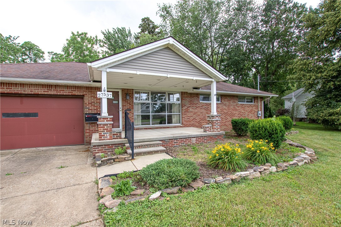 27537 Butternut Ridge Road North Olmsted, OH 44070 - Photo 28 of 35 Gallery Image 28