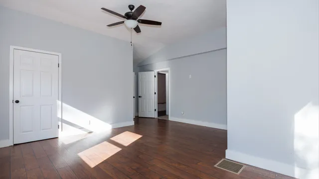 $219,900 | 1811 East Lincoln Street, Bloomington, IL 61701