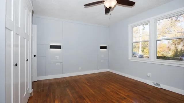 $219,900 | 1811 East Lincoln Street, Bloomington, IL 61701