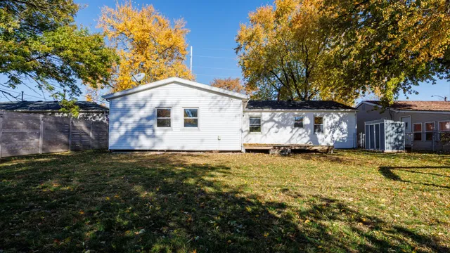 $219,900 | 1811 East Lincoln Street, Bloomington, IL 61701