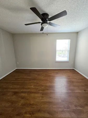 $1,250 | 1300 Hillbrow Lane, Unit 203, Raleigh, NC 27615