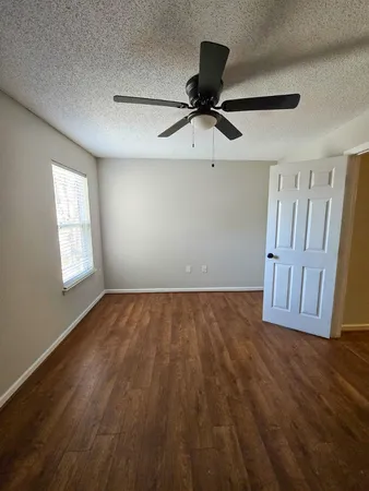 $1,250 | 1300 Hillbrow Lane, Unit 203, Raleigh, NC 27615