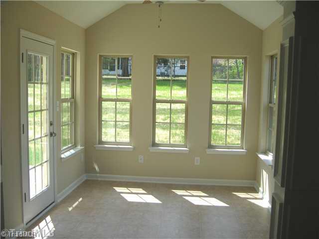 3528 Lamplight Way High Point, NC 27265 - Photo 13 of 16 Sunroom.