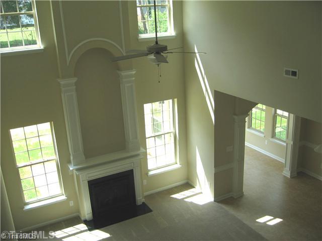 3528 Lamplight Way High Point, NC 27265 - Photo 4 of 16 Den/Family/Great Room.