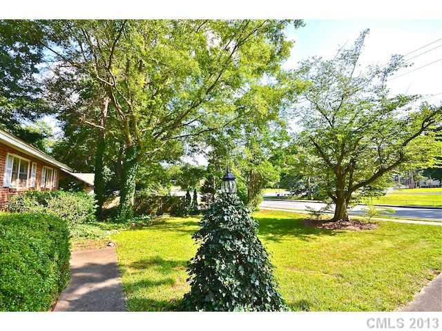 427 Scaleybark Road Charlotte, NC 28209 - Photo 14 of 14