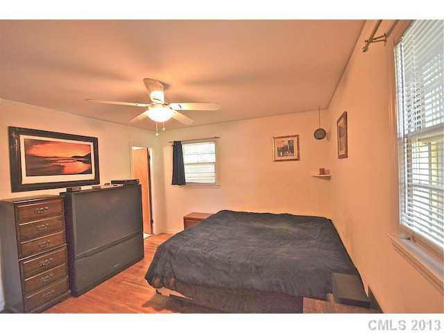 427 Scaleybark Road Charlotte, NC 28209 - Photo 7 of 14
