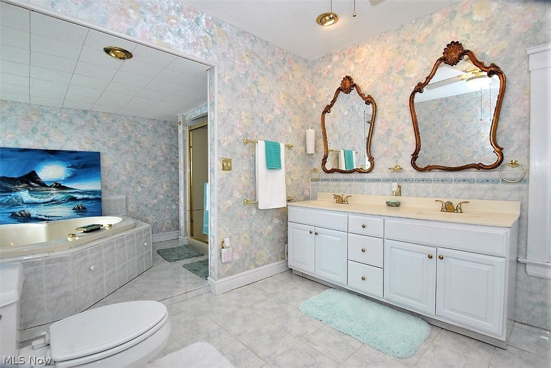 1874 Grantham Road Cleveland, OH 44112 - Photo 23 of 32