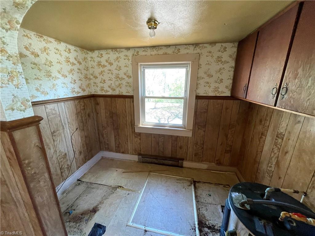 117 Brooks Road Reidsville, NC 27320 - Photo 7 of 10 Gallery Image 7