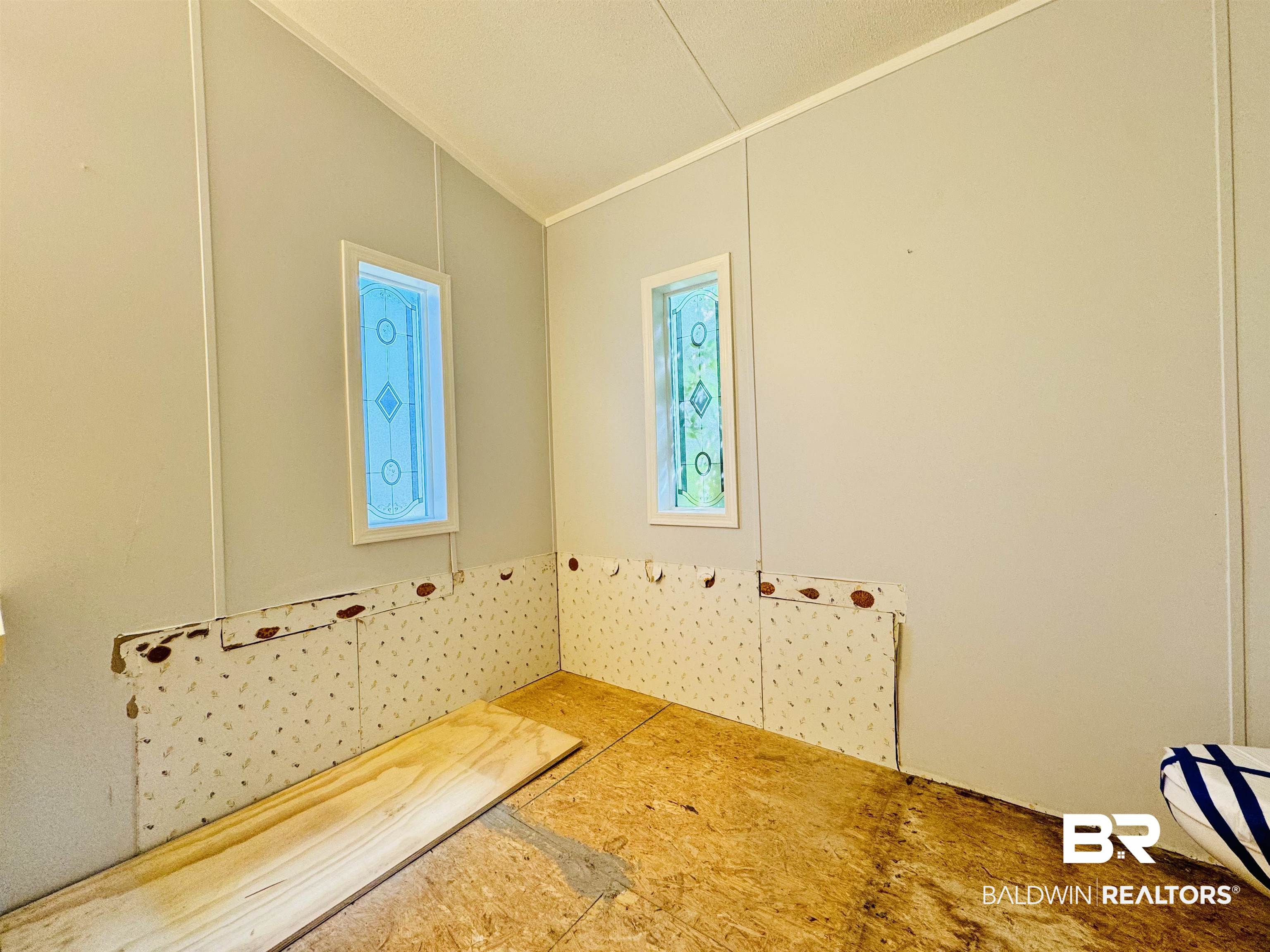 1952 Ridgewood Drive Lillian, AL 36549 - Photo 16 of 43 Primary Bathroom
