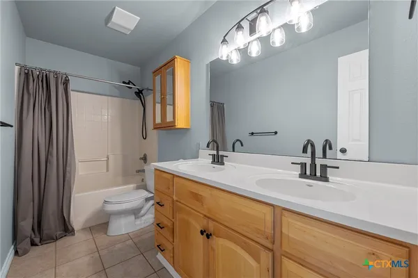 $625,000 | 12851 Reeds Lake Road, Rogers, TX 76569