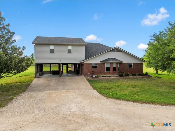$625,000 | 12851 Reeds Lake Road, Rogers, TX 76569