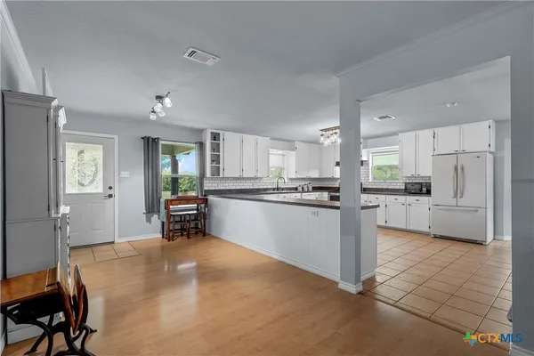 $625,000 | 12851 Reeds Lake Road, Rogers, TX 76569