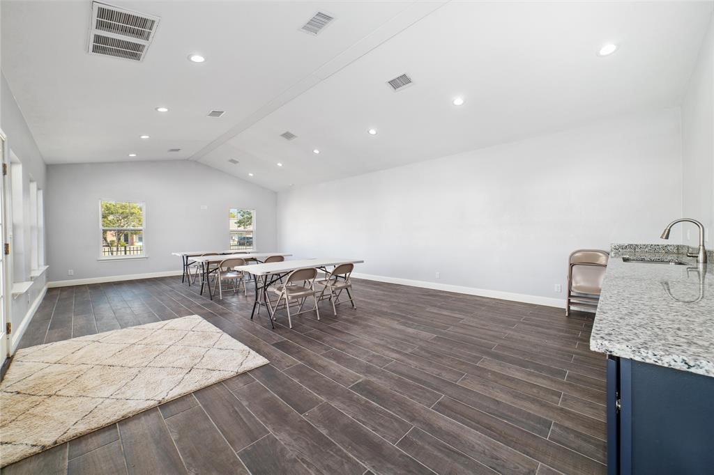 3002 Waterstone Way Brownwood, TX 76801 - Photo 30 of 35 a living room with furniture and a table