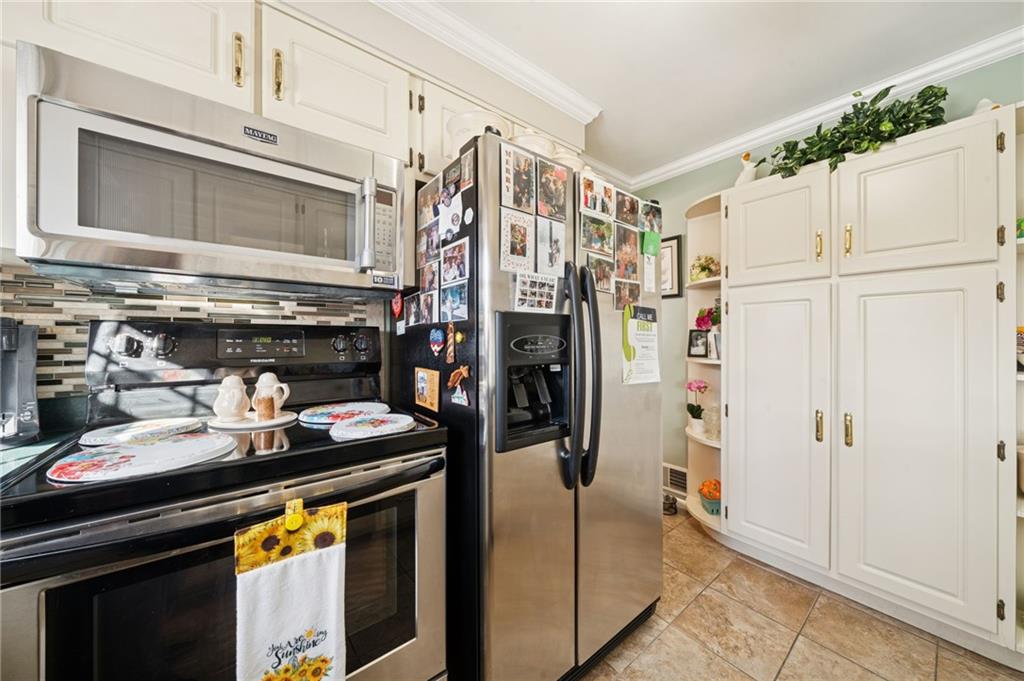 525 McFarland Road Latrobe, PA 15650 - Photo 12 of 45