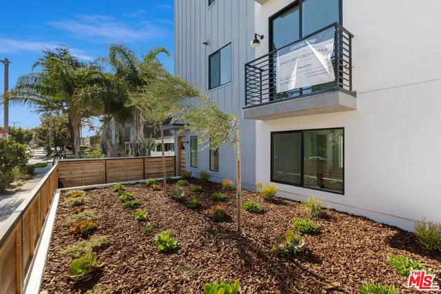 $4,500 | 1253 North Gower Street, Los Angeles, CA 90038