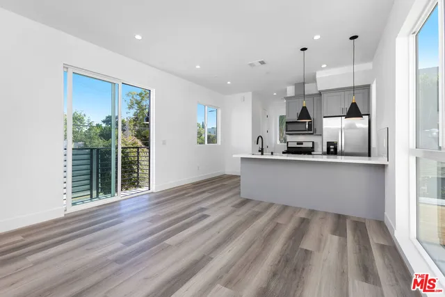 $4,500 | 1253 North Gower Street, Los Angeles, CA 90038