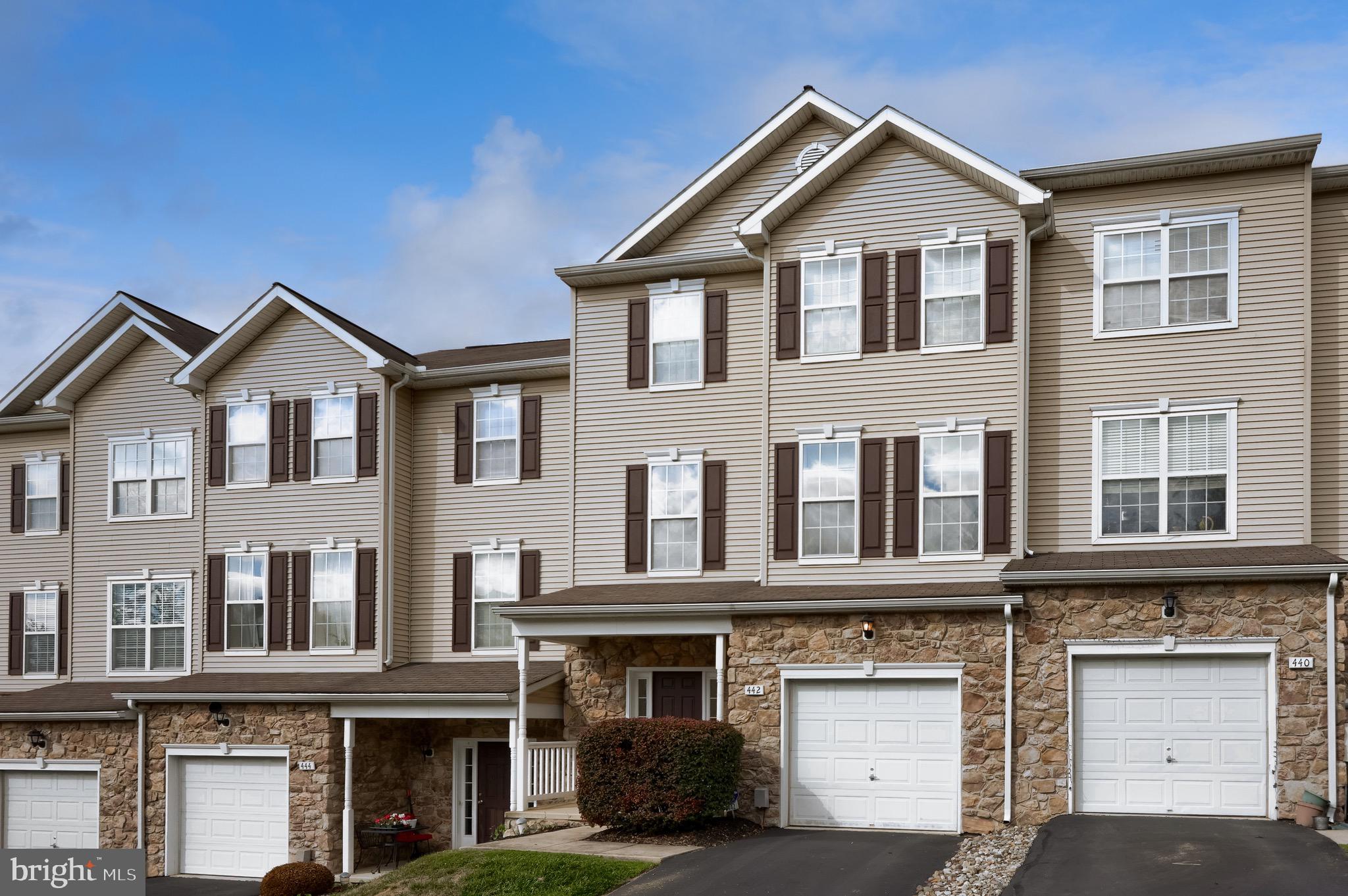 442 Marion Road, Unit 442 York, PA 17406 - Photo 12 of 46