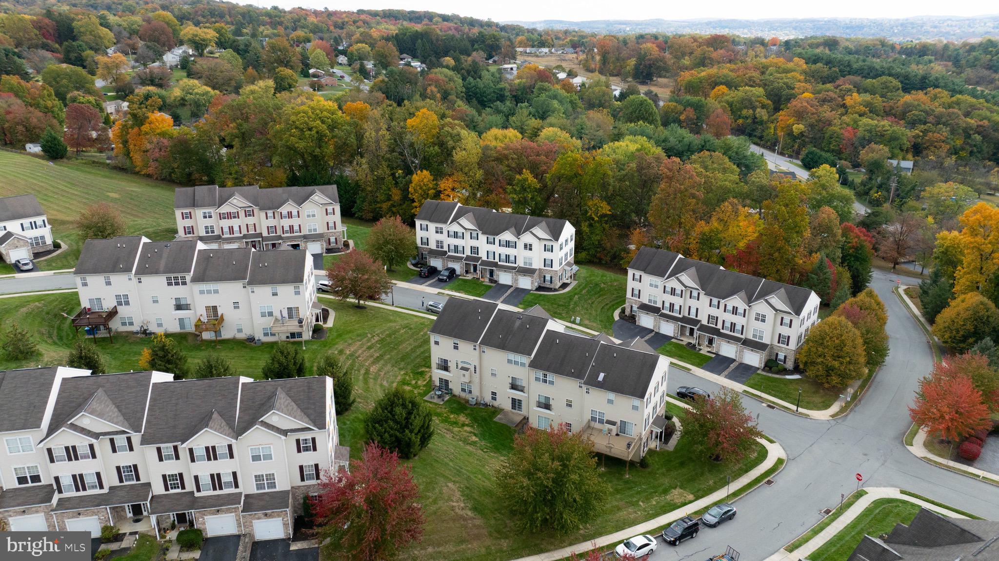 442 Marion Road, Unit 442 York, PA 17406 - Photo 7 of 46