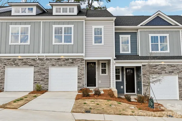 $297,865 | 2517 Ruby Dixon Xing Drive, Unit 22, Gastonia, NC 28056