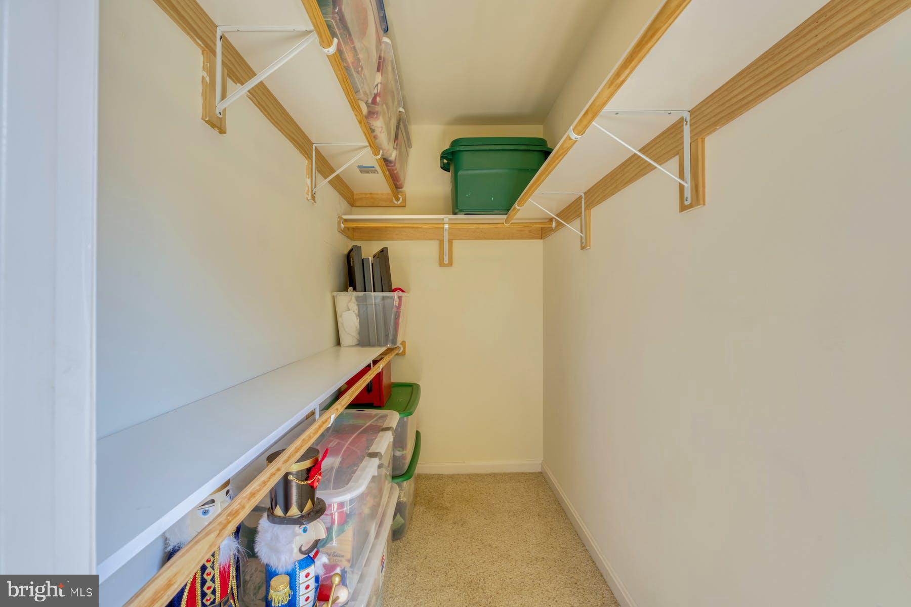 513 Constellation Square Southeast, Unit F Leesburg, VA 20175 - Photo 25 of 43 Large closet