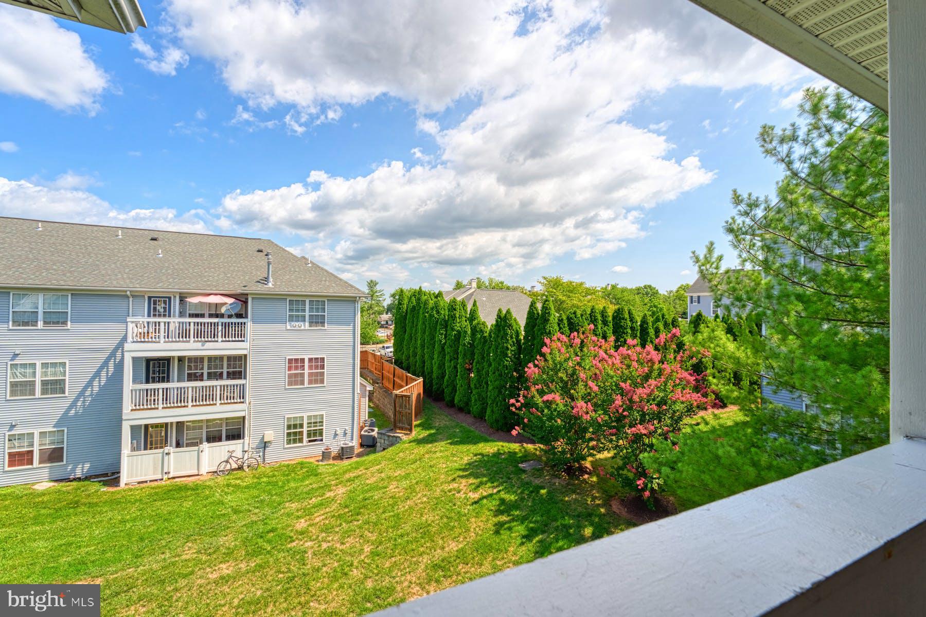 513 Constellation Square Southeast, Unit F Leesburg, VA 20175 - Photo 27 of 43 Back of Condo