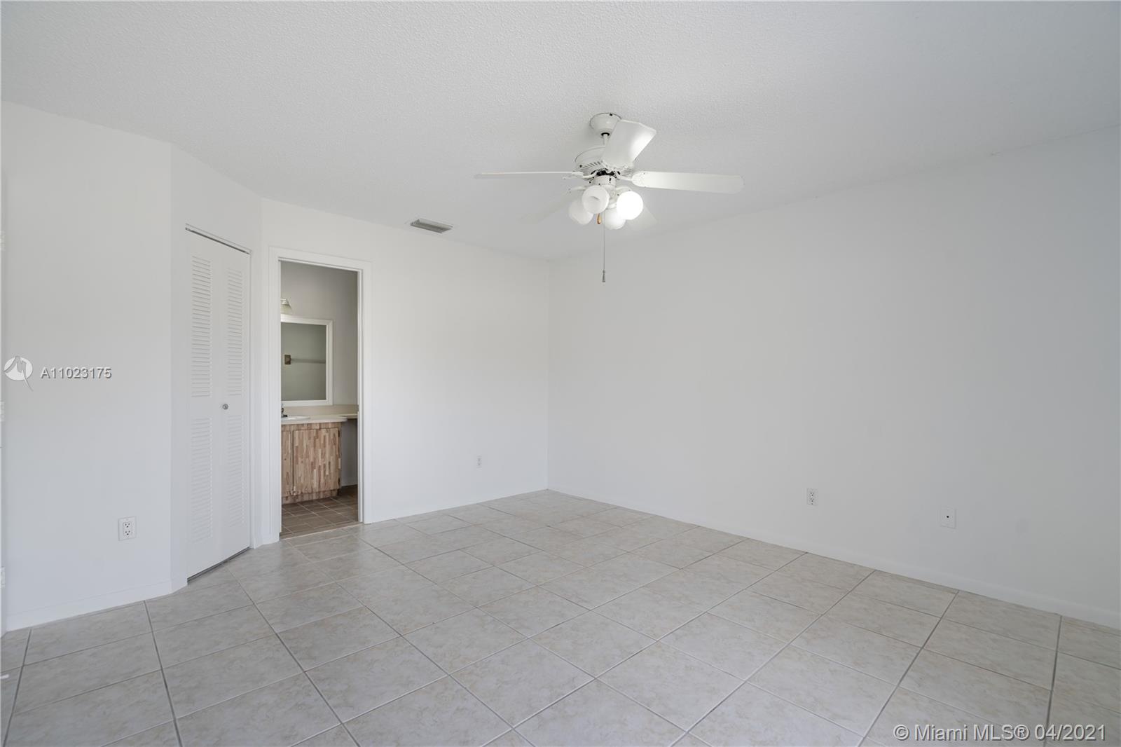 10240 Boca Bend West, Unit I4 Boca Raton, FL 33428 - Photo 25 of 38 Gallery Image 25