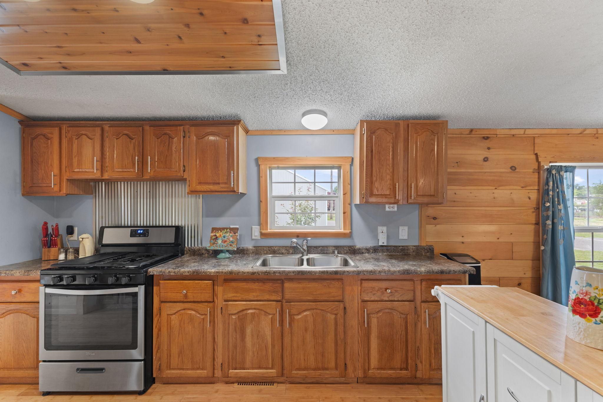 713 Center Street Chetek, WI 54728 - Photo 11 of 28