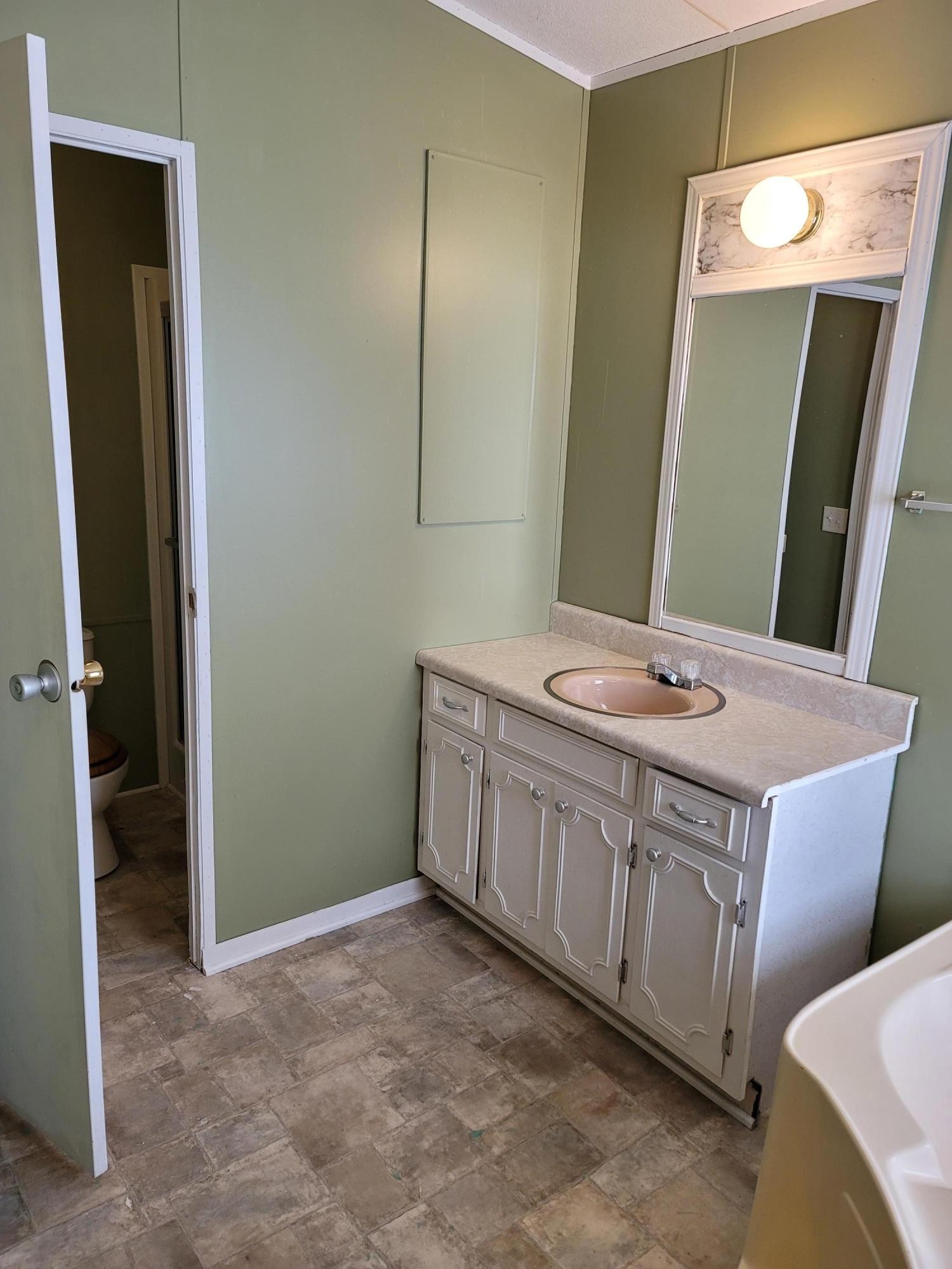 1116 Southgate Road Madisonville, TN 37354 - Photo 14 of 21 Gallery Image 14
