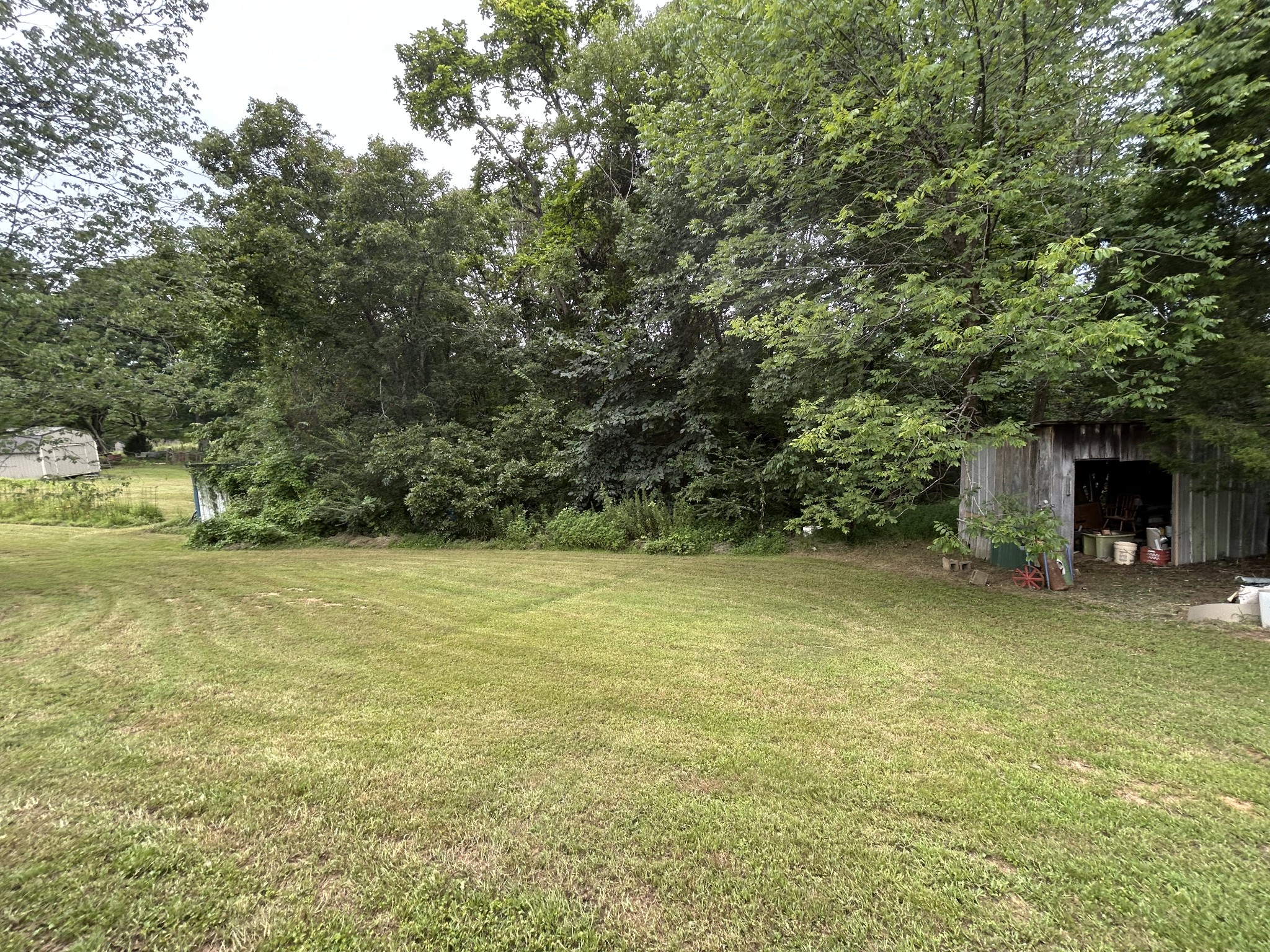 1026 Tom White Road Big Sandy, TN 38221 - Photo 21 of 25 Gallery Image 21