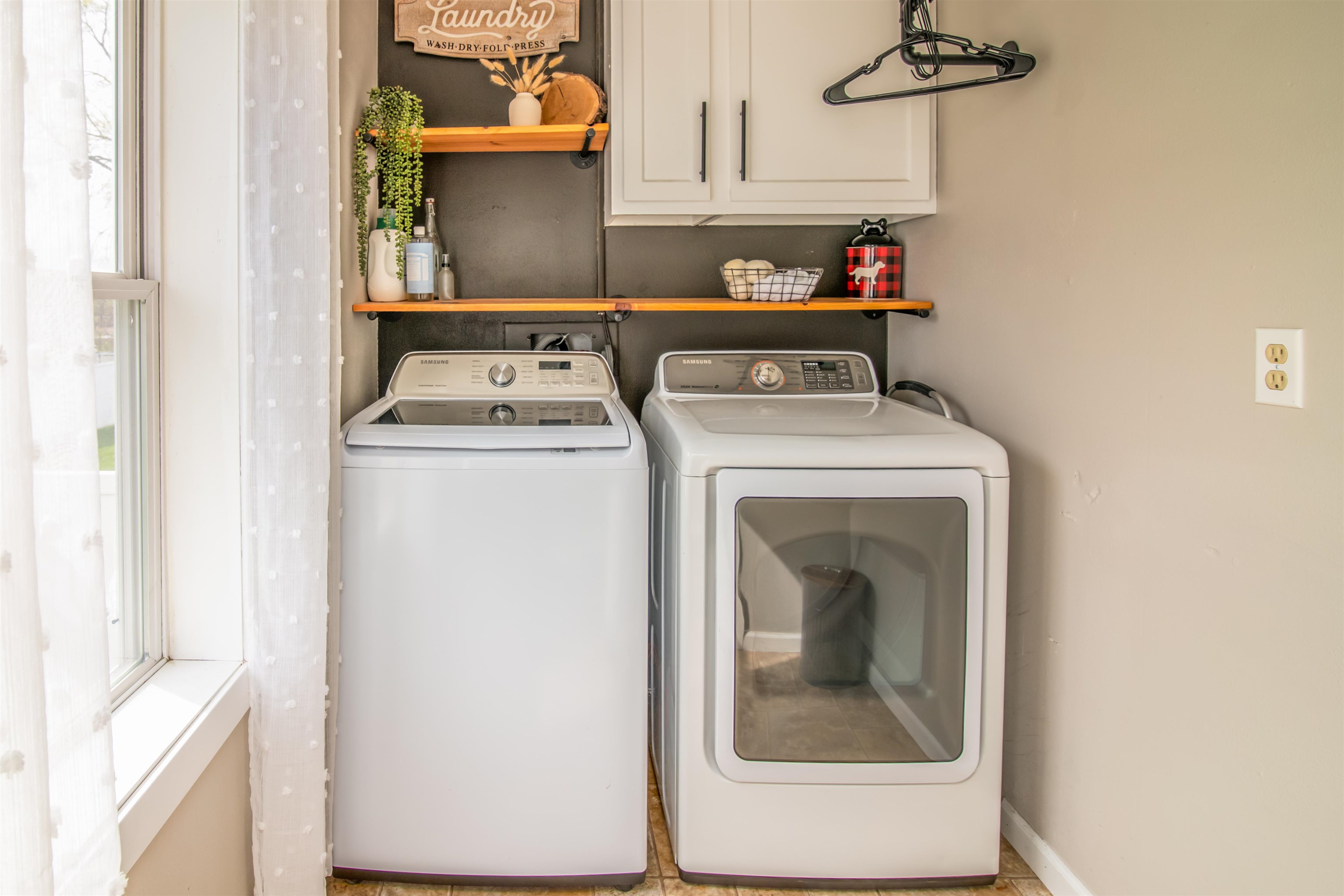 946 East Madison Street Waterloo, WI 53594 - Photo 13 of 34