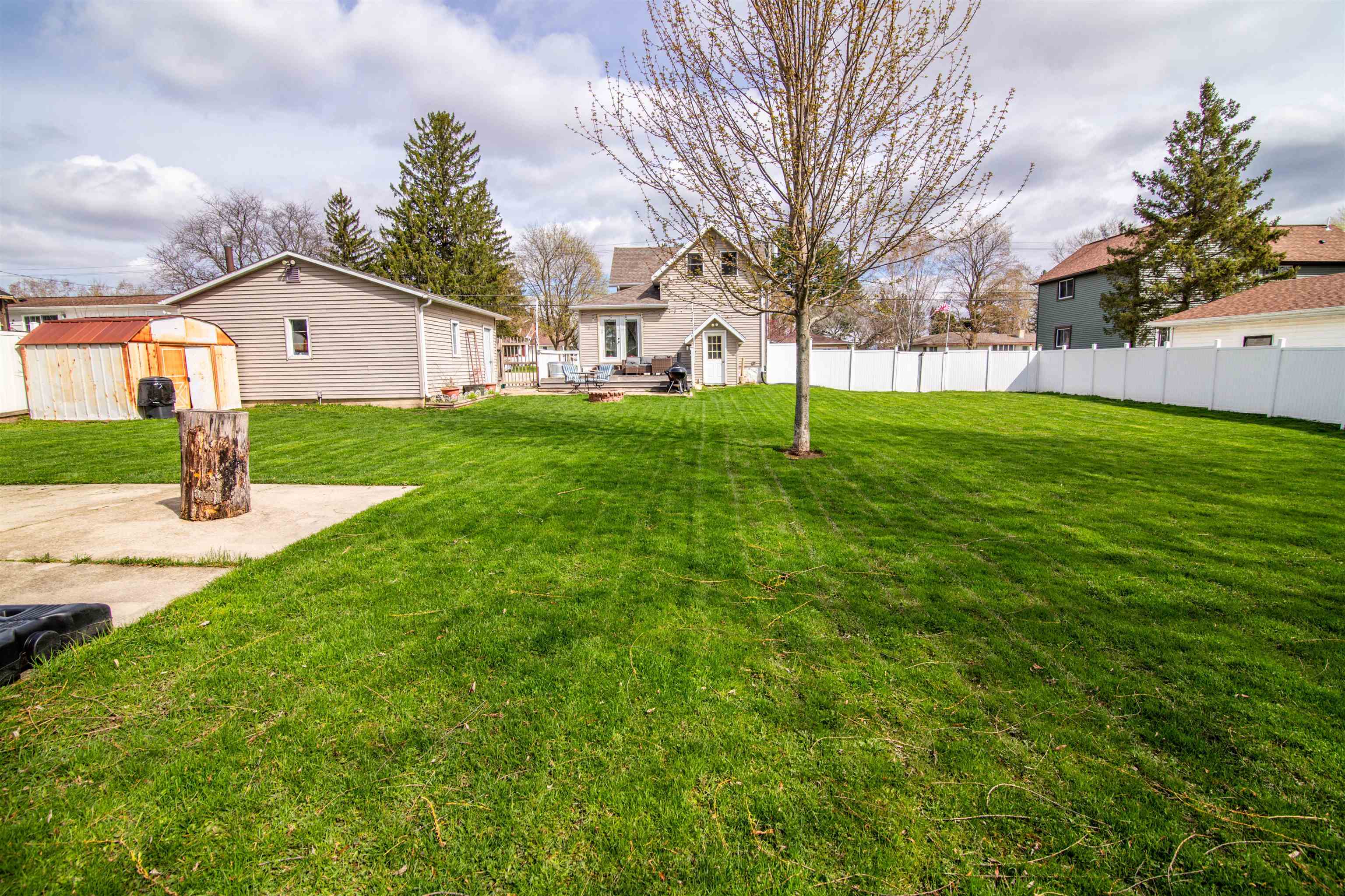 946 East Madison Street Waterloo, WI 53594 - Photo 26 of 34