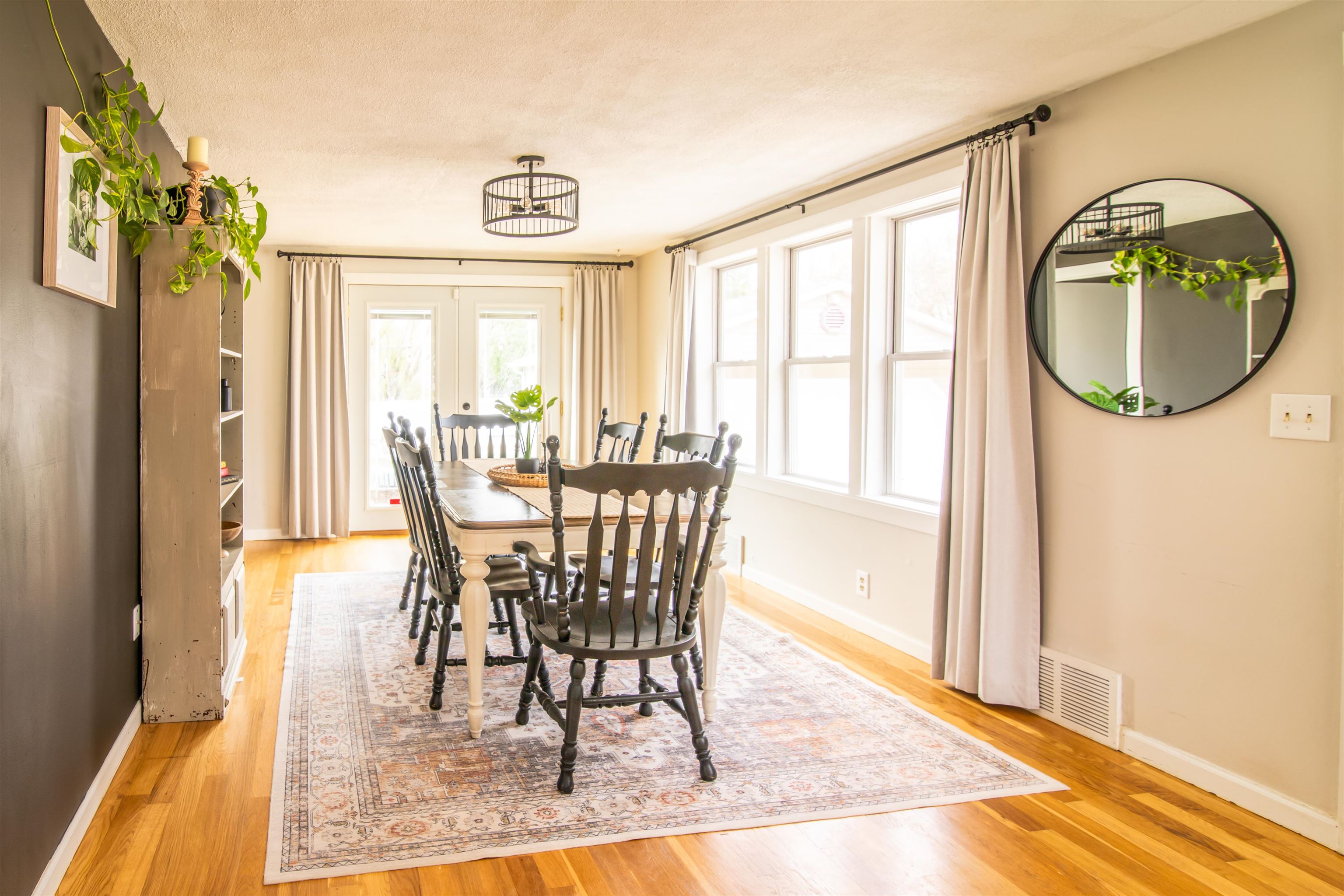 946 East Madison Street Waterloo, WI 53594 - Photo 4 of 34