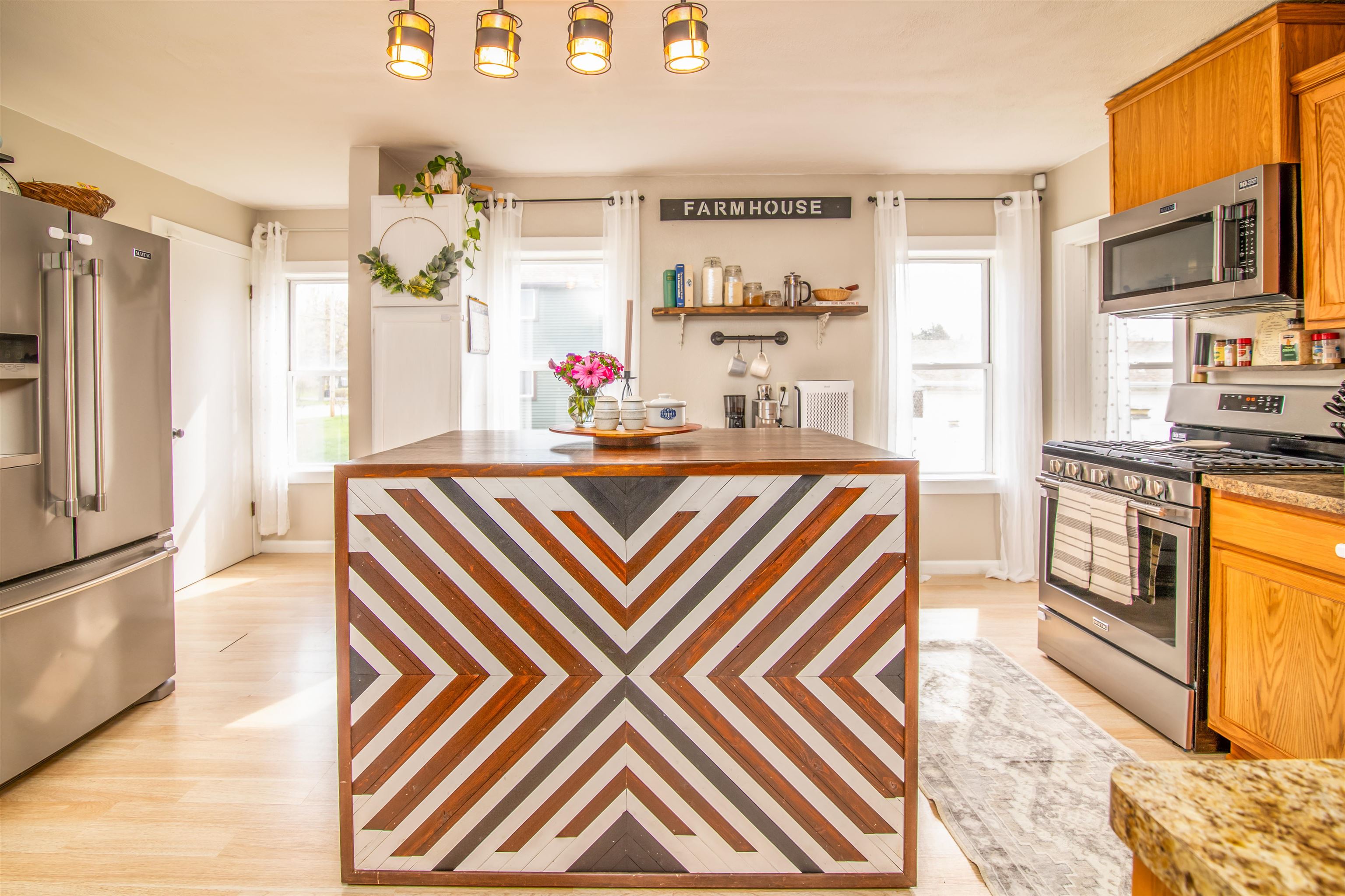 946 East Madison Street Waterloo, WI 53594 - Photo 9 of 34