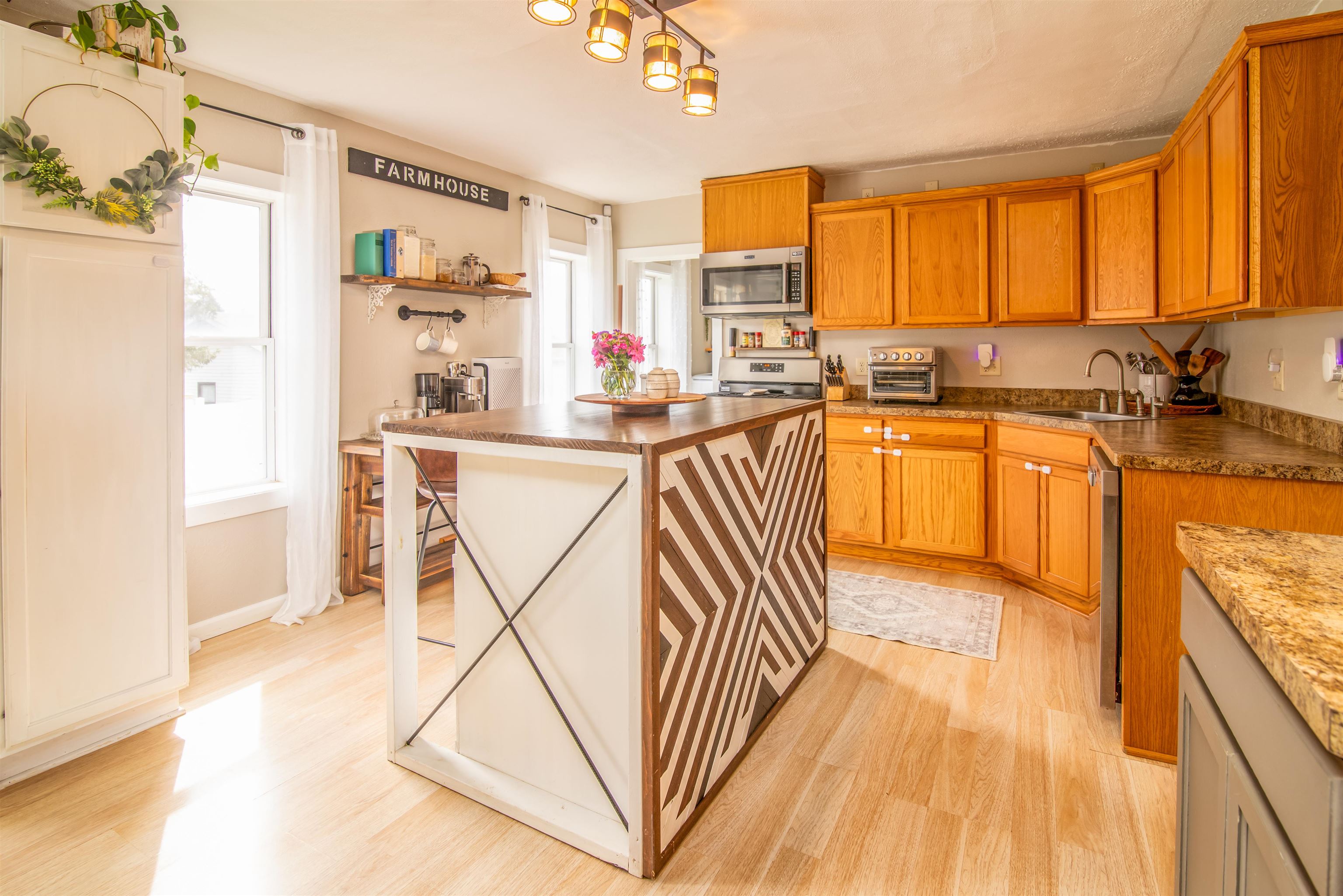 946 East Madison Street Waterloo, WI 53594 - Photo 10 of 34