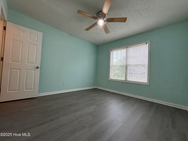 $1,700 | 322 Tangle Oaks Court Southeast, Leland, NC 28451