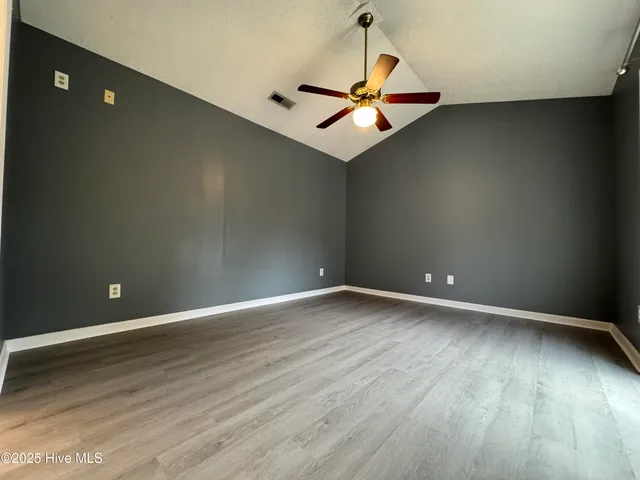 $1,700 | 322 Tangle Oaks Court Southeast, Leland, NC 28451