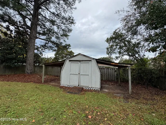 $1,700 | 322 Tangle Oaks Court Southeast, Leland, NC 28451
