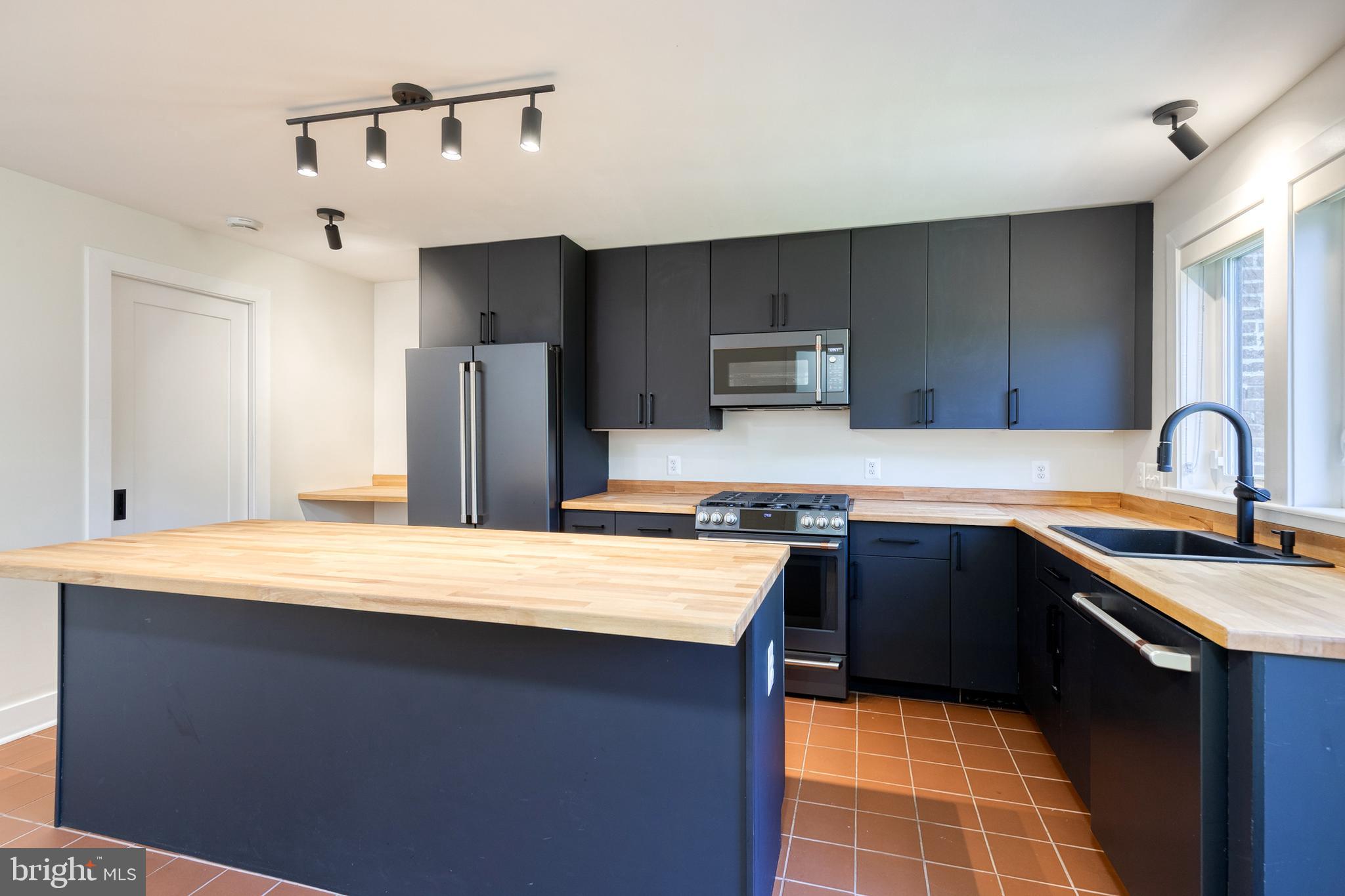 630 South Paca Street Baltimore, MD 21230 - Photo 15 of 39