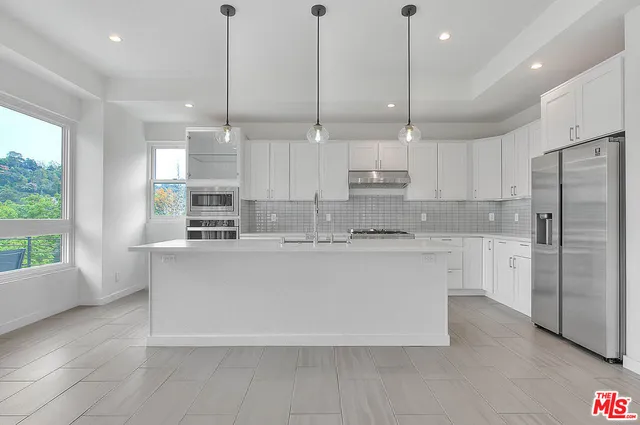 $6,000 | 2608 Corralitas Drive, Los Angeles, CA 90039