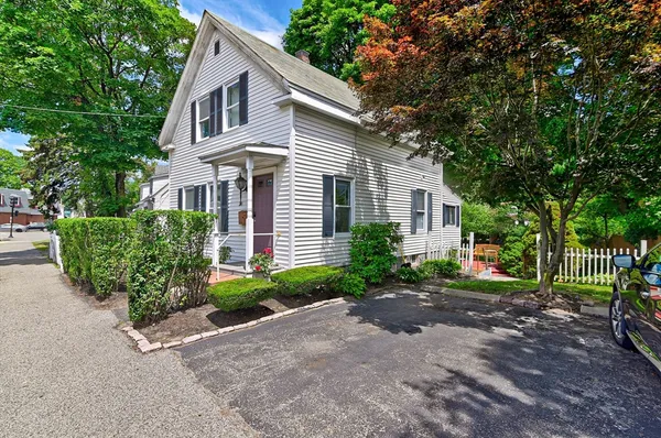 $634,000 | 211 Copeland Street, Quincy, MA 02169