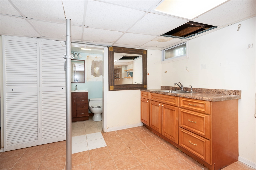 211 Copeland Street Quincy, MA 02169 - Photo 30 of 40